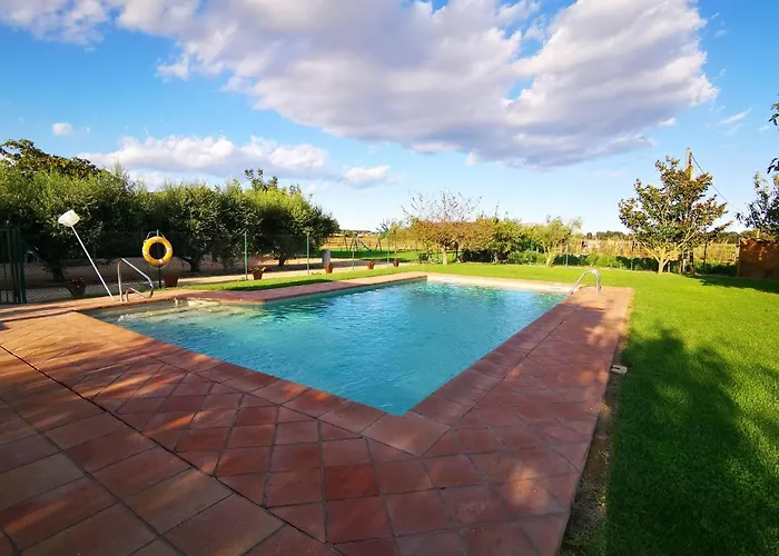 Pleasant Holiday Home In Gerona With Swimming Pool