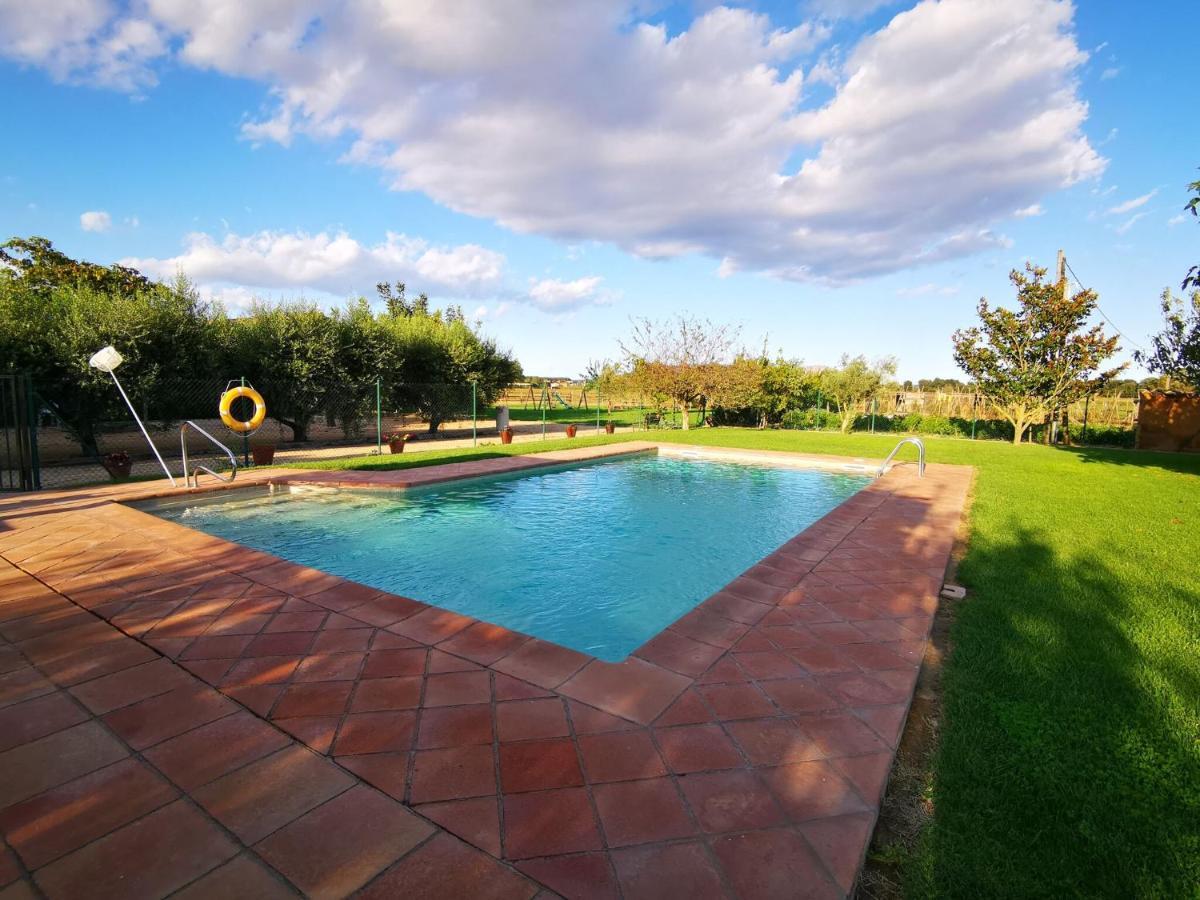 Сasa de vacaciones Pleasant In With Swimming Pool Gerona