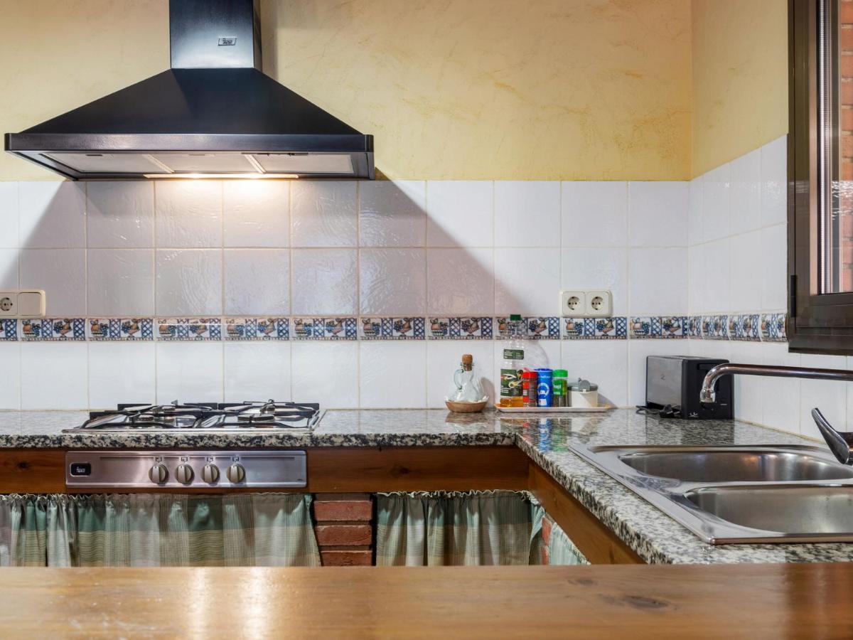 Pleasant In With Swimming Pool Holiday home